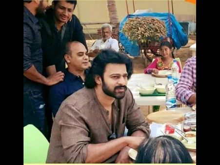 ‘బాహుబలి-2’ షూటింగ్ నిలిపివేస్తున్నారు..కారణాలు ఇవే!