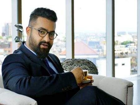 జూ ఎన్టీఆర్ బాలీవుడ్ బాట, కానీ అలా కాదట!