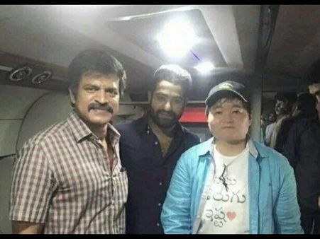 జపాన్‌ నుంచి వచ్చి మరీ ఎన్టీఆర్ ని కలిసి...