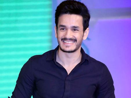 అఖిల్..రెండు కొత్త వార్తలు, ఏది నిజమౌతుందో