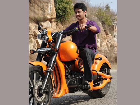 అసెస్టెంట్ డైరక్టర్ గా నందమూరి మోక్షజ్ఞ,బాలయ్య గ్రీన్ సిగ్నల్