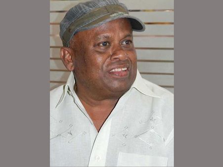 ఆ నటున్ని సోషల్ మీడియాలో చంపేసారు