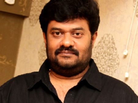 సూసైడ్ నోట్ రాసిపెట్టి వెళ్ళిపోయిన మరో నిర్మాత