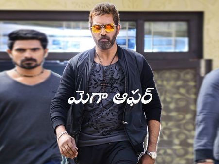 తారకరత్నకు మరో ఆఫర్...మెగా హీరోకు విలన్ గా ?