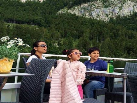 ప్రకృతి స్వర్గంలో..... (మహేష్ బాబు ఫ్యామిలీ హాలీడే ఫోటోస్)