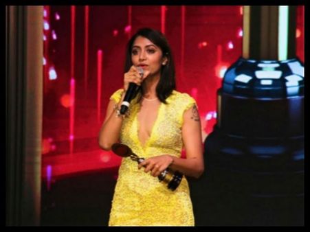 నేను బజారు మనిషిని అనుకున్నా సరే: తాజా వివాదం పై మమతా మోహన్ దాస్ ( ఫొటో స్టోరీ)