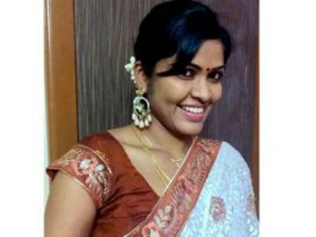 టీవీ సీరియల్ నటి మోసం... ఆమెపై, మొదటి భర్త,రెండో భర్త కంప్లైంట్