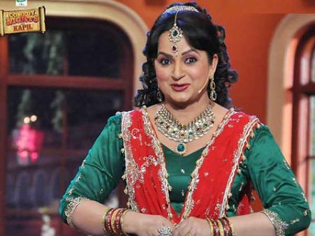 అట్టర్ ప్లాప్ అసంతృప్తి: నిర్మాతలను కోర్టు కీడుస్తానన్న ఉపాసన