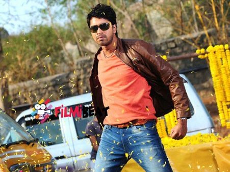 100 సినిమా షూటింగ్ మొత్తం భీమవరం లోనేనట