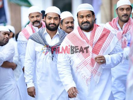 జూ ఎన్టీఆర్‌కు అలా అవార్డు ఇచ్చి...ఇలా రైట్స్ లాగేసారు!