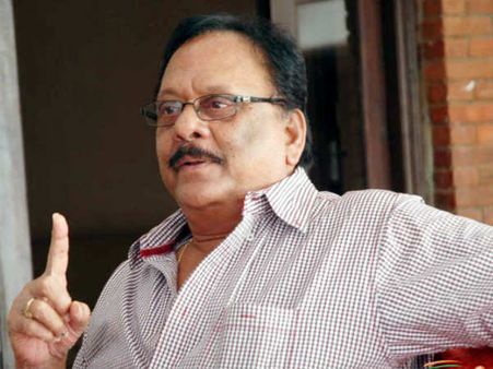 కృష్ణం రాజు ఎందుకు మౌనం గా ఉన్నారు? మంచు విష్ణు ఏం మాట్లాడడేమిటీ..?