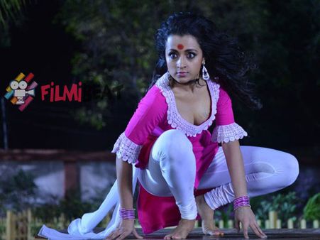 చూడటమే హర్రర్ (త్రిష 'నాయకి' రివ్యూ)