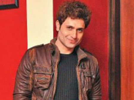 నేను రేప్ చేసాననే నన్ను అలా ఆడుకున్నారు: నటుడు షైనీ ఆహుజా