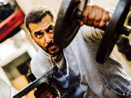 ‘బాహుబలి’ని దాటేస్తుందా? ఐదురోజుల్లో రూ. 344 కోట్ల కలెక్షన్!