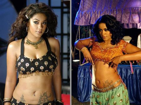 డబ్బు కోసమే చేసా, ఇంట్లో వాళ్లు నన్ను ఇంకా అలానే చూస్తున్నారు: ముమైత్ ఖాన్