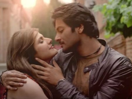 చ..! ఇంత బూతా..!? ఈ ట్రైలర్ చూస్తుంటే.. బాలివుడ్ పోర్న్ ఇండస్ట్రీలా ఉంది... అంటున్నారు