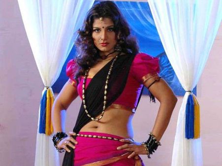 వావ్...! సర్ప్రైజ్...! వచ్చేస్తోందొచ్చేస్తోందీ.... రంభ రీ ఎంట్రీ ఇస్తోంది