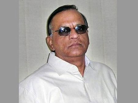 అమ్మో! చిరంజీవితో రిస్కే...కొడతారు, మోస్తున్న వినాయక్ గ్రేట్!