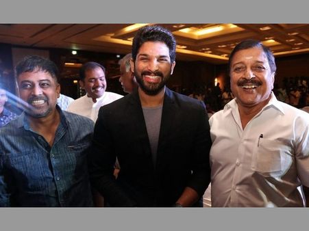 నేనూ లోకలే, ఇక్కడే పుట్టి పెరిగా: తమిళ గడ్డపై బన్నీ కామెంట్స్ (ఫోటోస్)