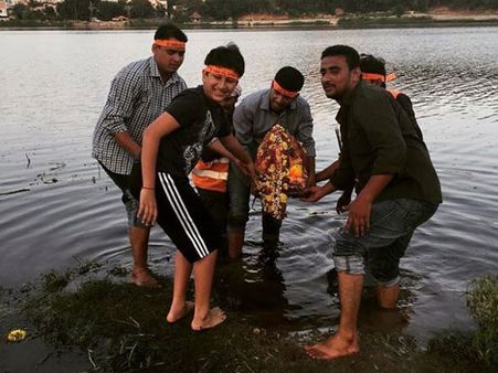 గణేష్ నిమజ్జనంలో మహేష్ బాబు తనయుడు (ఫోటో)