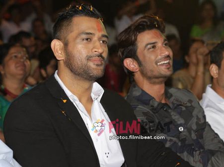 నిన్న రజనీతో మీటింగ్: నేడు హైదరాబాద్లో ధోనీ, రాజమౌళి కలిసి ఆడియో వేడుకలో...