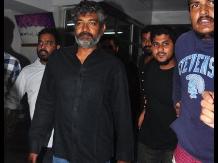 ఫీలింగ్ ప్రౌడ్: ‘జనతా గ్యారేజ్’పై దర్శకుడు రాజమౌళి రి‘వ్యూ’...