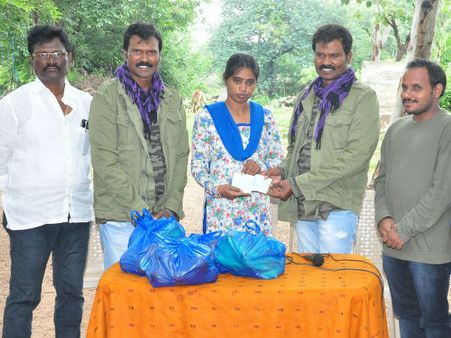 స్పూర్తి జ్యోతి ఫౌండేషన్ కు రామ్-లక్షణ్ ల ఆర్ధిక సాయం!