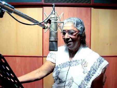 అసలే అసంతృప్తిలో ఎస్.జానకి ఫ్యాన్స్, మరో వైపు సోషల్ మీడియాలో దారుణం!