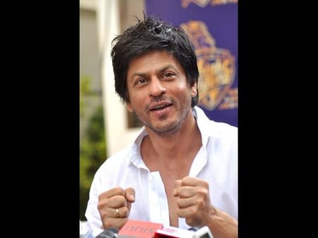 ఎంత అగ్ర హీరో అయినా హిట్ లేకుంటే అంతే.... ఈ వయసులో ఆ ప్రయోగం రిస్క్ అవనుందా..!?