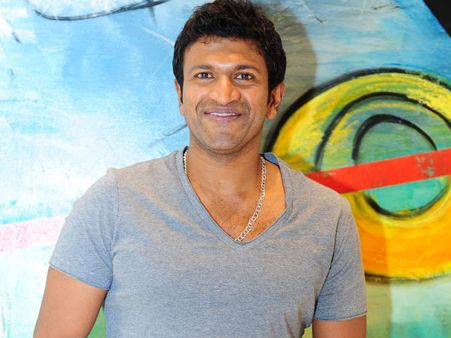 పాక్ నటులపై నిషేదం సరైనదే: పవర్ స్టార్ స్పందన