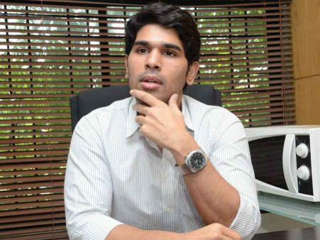 అల్లు శిరీష్- మోహన్ లాల్ కాంబినేషన్లో సినిమా!