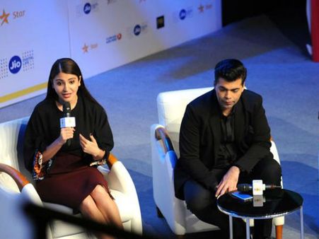 అనుష్క కెరీర్‌ను నాశనం చేయాలనుకున్నదెవరు?