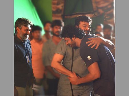 చిరు 150వ మూవీ సెట్లో ప్రభాస్, రాజమౌళి!