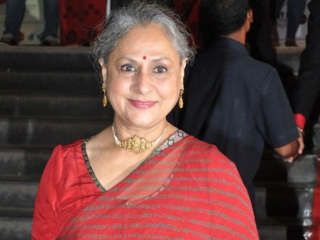 సినిమావాళ్లు దారుణంగా బరితెగించారు.... మెగాస్టార్ వైఫ్ కి ఇంత అసహనం ఎందుకు??