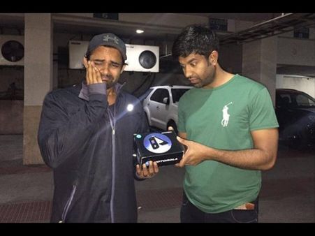 ఇలా కూడా ఆడుకుంటున్నారు... సాయిధరమ్ తేజ్ తో వెన్నెల కిషోర్ కామెంట్స్