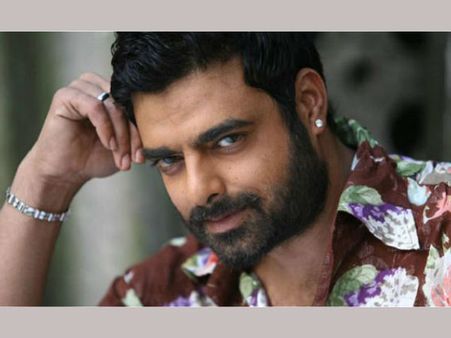 నటన కోసం వస్తే చెత్త ఊడ్పించారు, అయినా సరే... గబ్బర్ సింగ్ విలన్ నిజ జీవితం లో...