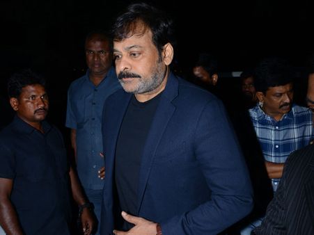 రూమరా..నిజమా : చిరంజీవి 500 కోట్లు ఇన్విస్టమెంట్ గురించే అంతటా రచ్చ