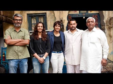 అమీర్ ఖాన్ డేరింగ్ స్టెప్: ‘దంగల్’ స్టోరీ మొత్తం ఓపెన్..