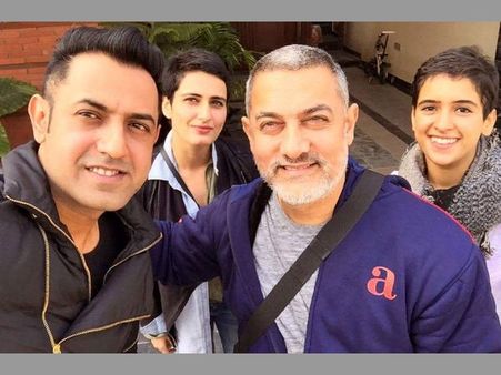 దంగల్ కూతుళ్ళతో ఫెమినా కవర్ పేజ్ పై..... 