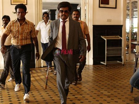 మళ్ళీ నా..?? రజినీ కాంత్ తో ఆడుకుంటున్నారా?? కబాలి 2 గురించి ట్విట్టర్ లో