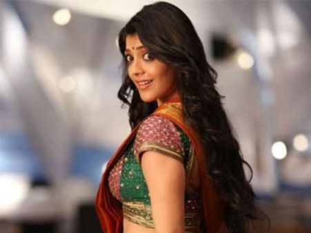 హీరోయిన్ కాజల్ దశ తిరిగింది... ఇపుడు ఫుల్ బిజీ!