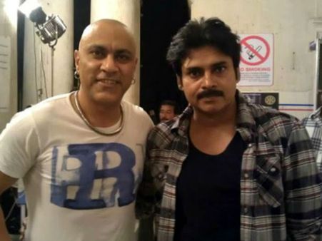 అపుడు పవన్ మీద... ‘ఇపుడు బ్లాక్ మనీ’ మీద ( వీడియో సాంగ్ సూపర్)