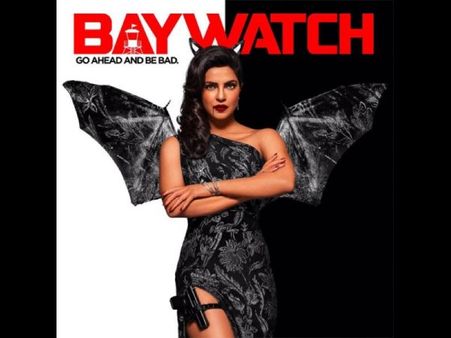 హార్రర్ లుక్ లో కూడా ఇంత సెక్సీగా: ప్రియాంకా బేవాచ్ కొత్త లుక్ అదిరింది