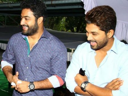 ఎన్టీఆర్-బన్నీ కాంబినేషన్లో..... పూరి భారీ మల్టీ స్టారర్?