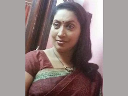 అక్రమ సంభందం లేదు, రాత్రిళ్లు మా ఇంటికి రావటం లేదు: టీవీ ఆర్టిస్ట్ ఫైర్, కంప్లైంట్