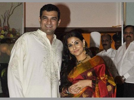 విడాకుల దిశగా స్టార్ హీరోయిన్? ముద్దులు, హాట్ సీన్లే కారణమా?