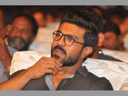 ధృవ ప్రీ రిలీజింగ్ ఫంక్షన్: రామ్ చరణ్ ఏమన్నారంటే... (ఫొటోలు)