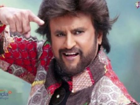 ‘కాబిల్‌’ ని మెచ్చుకున్న కబాలి