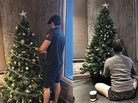 హౌ క్యూట్ : సమంతా నాగచైతన్య క్రిస్మస్ ట్రీ చూడండి