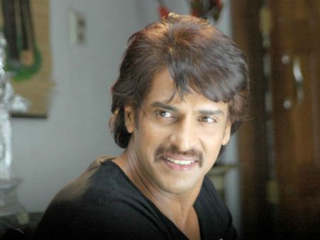 పవన్-త్రివిక్రమ్ మూవీలో మరో స్టార్ హీరో